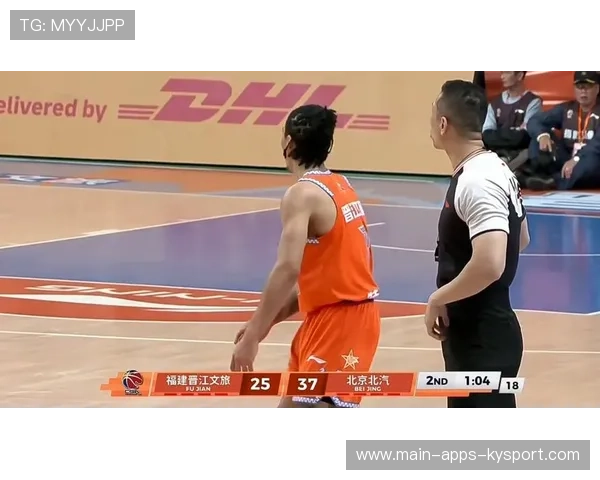 福建外援上演压哨绝杀，点燃体育热情的瞬间！