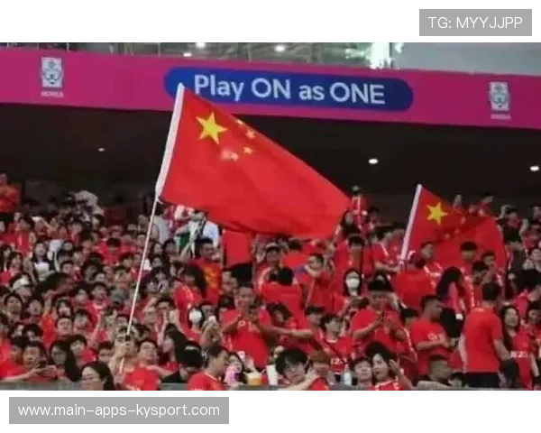 国足训练内容曝光引发球迷讨论，国足训练营