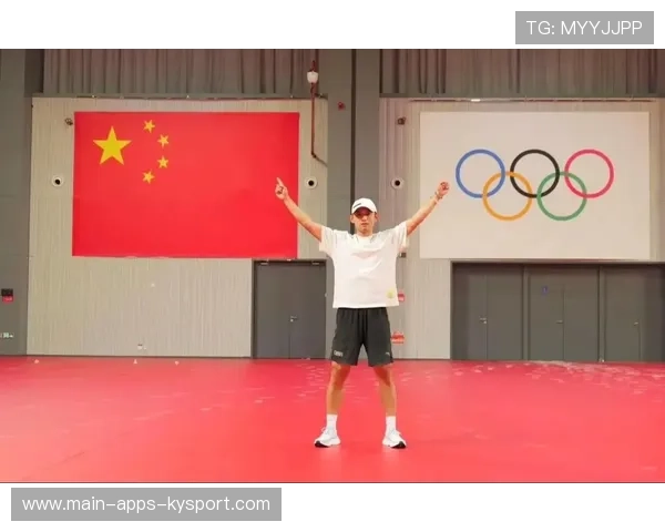 张继科现身民间乒乓训练基地,开启乒乓球基层推广新岗位 张继科现身民间乒乓训练基地,开启乒乓球基层推广新岗位